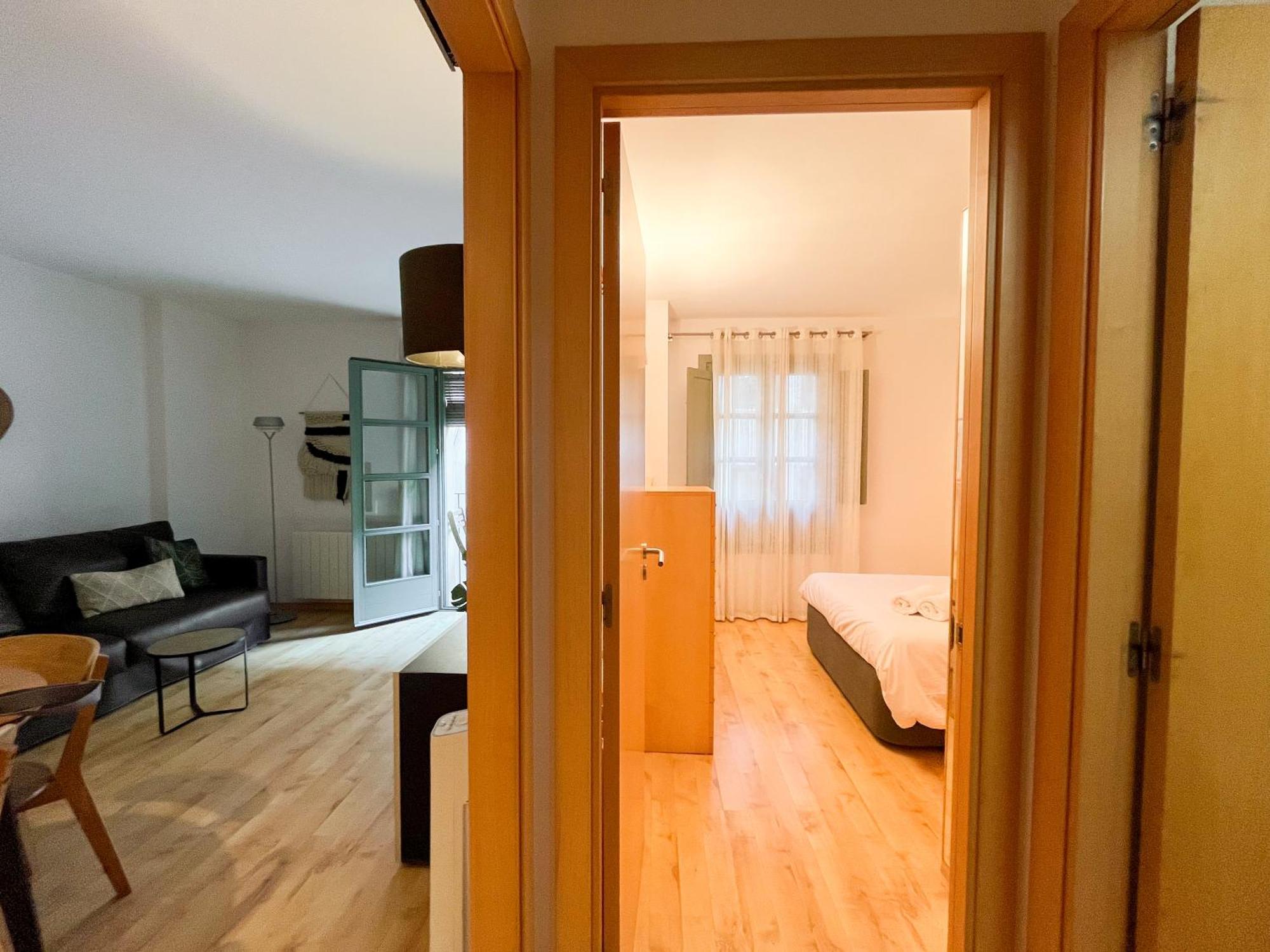 Lugar Perfecto En El Casco Antiguo De Girona Exterior foto